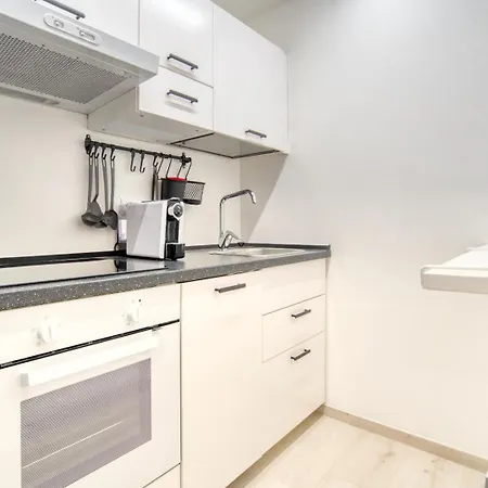 Hostmate - - Suzzani - Bicocca Милан