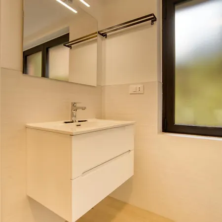 Lägenhet Hostmate - - Suzzani - Bicocca Milano
